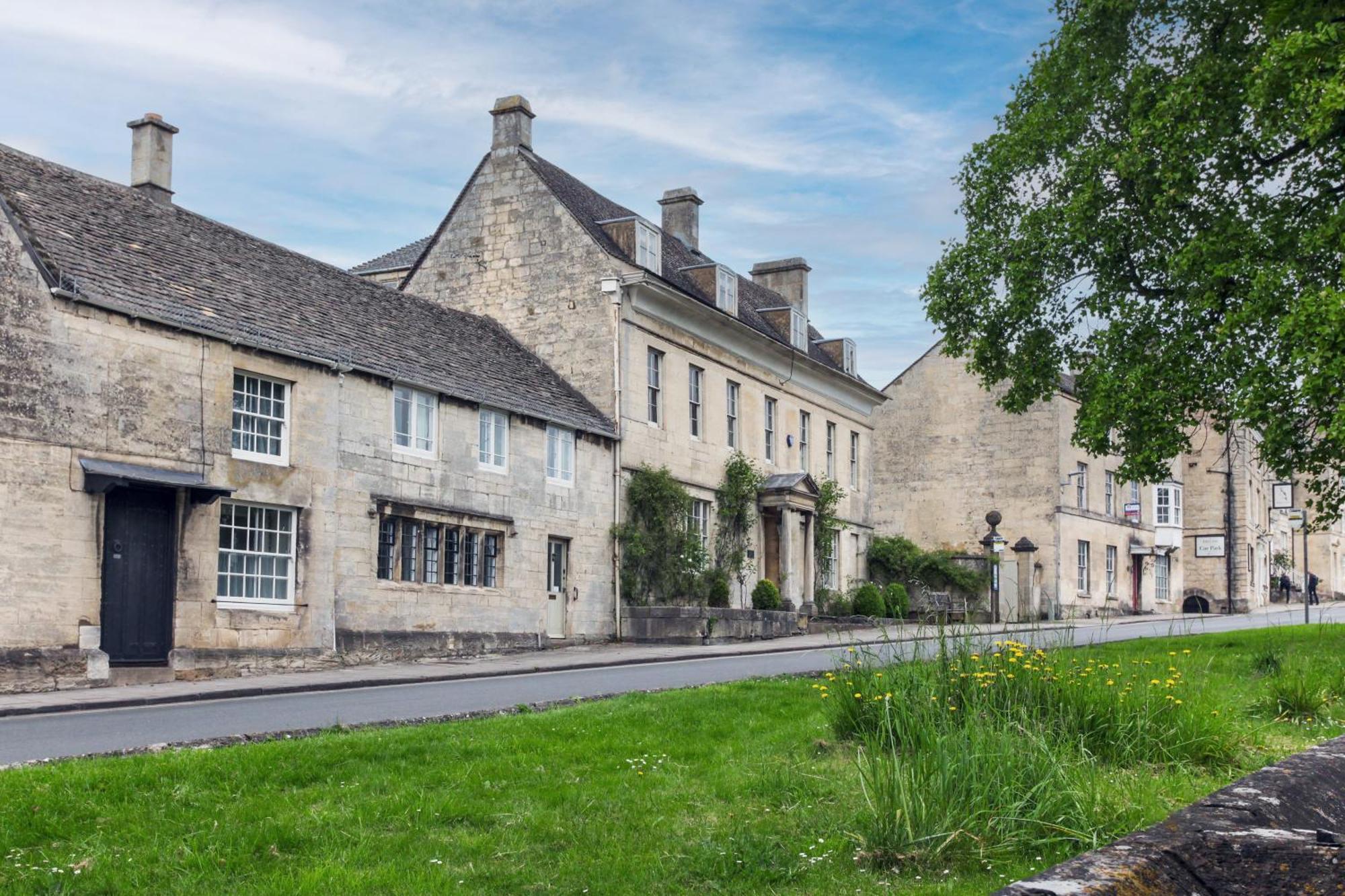 Villa Bright & Beautiful Open Plan Coach House Painswick Exterior foto